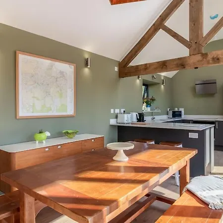 End Farm - The Sheep Shed Apartment