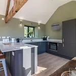 End Farm - The Sheep Shed